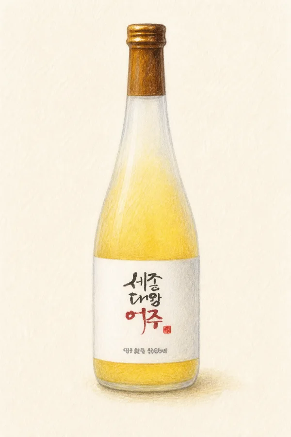 Sejongdaewangeoju Yakju - Korean Cheongju, Chungcheongbuk, 15% ABV, 500ml. Steamed japonica rice, Honeydew melon trace, Dashi-like umami flash, Barley tea bitterness